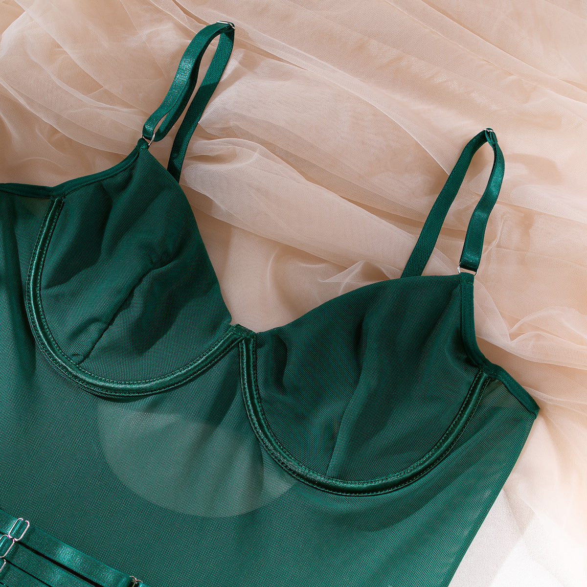 Noir Fièvre Garter Bodysuit Set